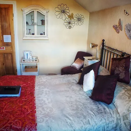 Bed & Breakfast Heathfield 4*