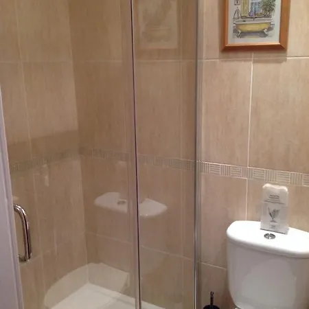 Heathfield Уитби